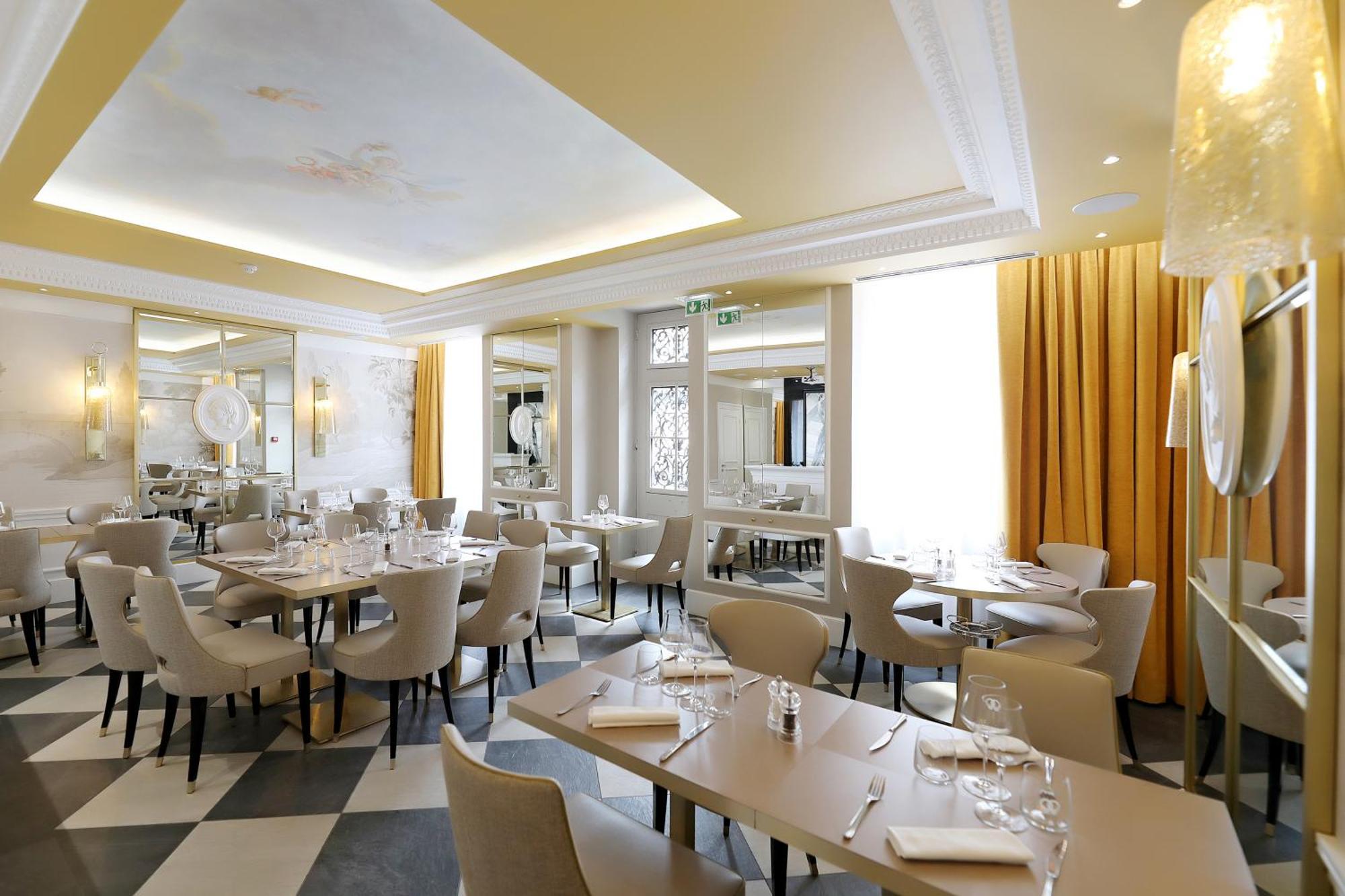Hotel Alchimy Альби Экстерьер фото